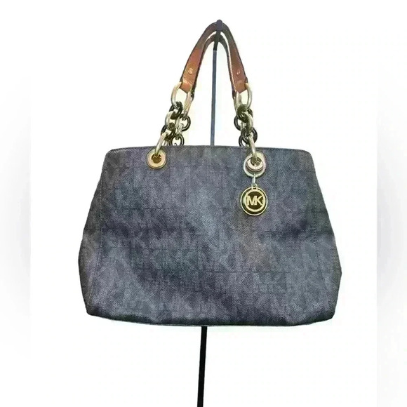 Michael Kors Purse - Picture 1 of 7